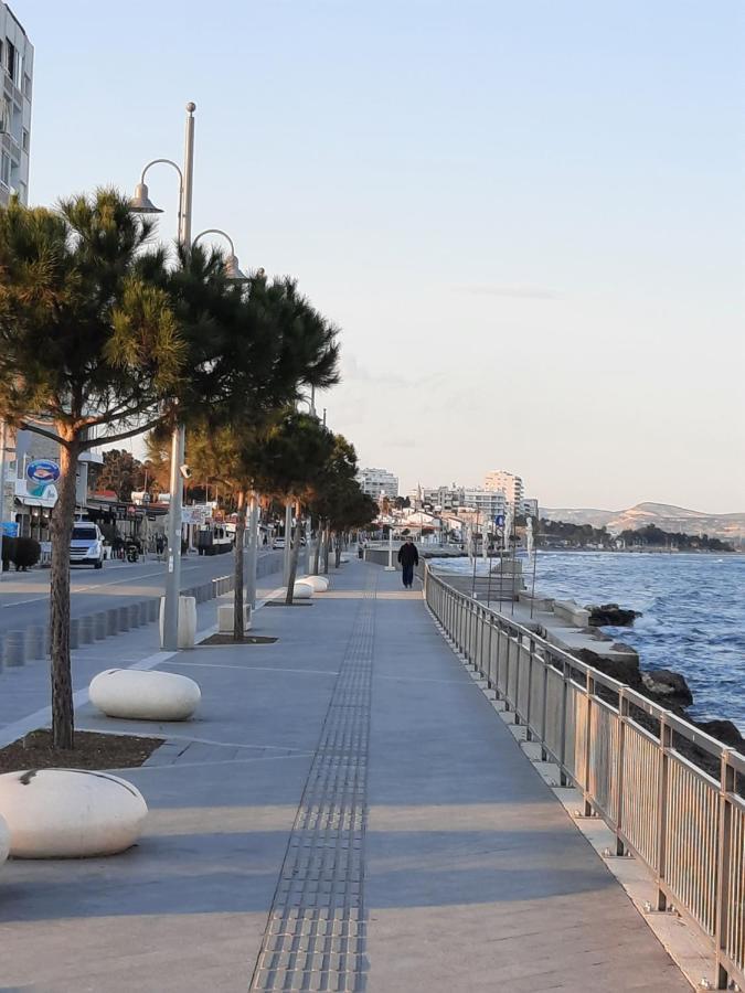 Large Apt 2 Bedrooms Sea View & 2 Balconies Ларнака Экстерьер фото